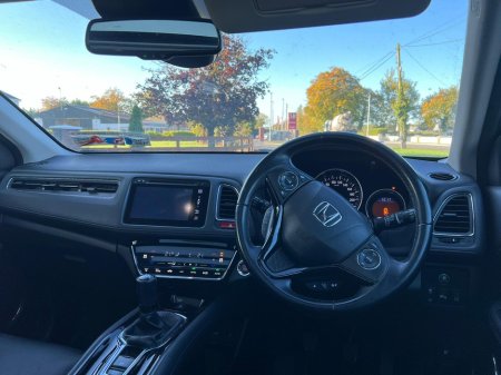 2019 Honda HR-V 1.6 i-DTEC EX €24,950 thumbnail