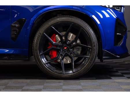 2025 BMW X5  €164,228 thumbnail