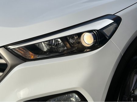 2016 Hyundai Tucson 1.7 CRDI SE NAV BL/DR 5 5DR €13,900 thumbnail