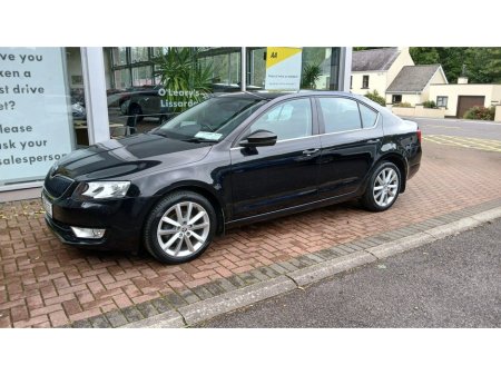 2016 Skoda Octavia STYLE 1.6TDI 110HP, Black met, 2 owners. €9,950