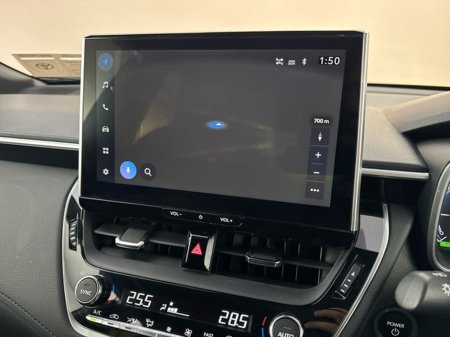 2023 Toyota Corolla Cross LUNA Hybrid €31,950 thumbnail