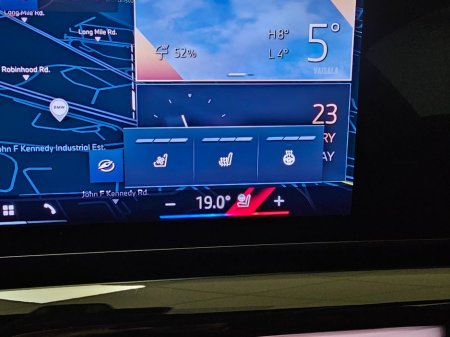 2024 BMW 5 Series 550E ! OVER 114K NEW €73,950 thumbnail