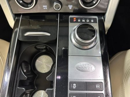 2020 Land Rover Range Rover Vogue P400e 202 €57,800 thumbnail