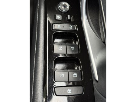 2021 Hyundai Tucson 2WD Executive w.2 Tone Roof thumbnail