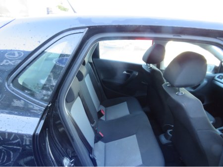 2013 Volkswagen Polo TRENDLINE 1.2 MANUAL 5DR BLACK NCTD  27 €5,999 thumbnail