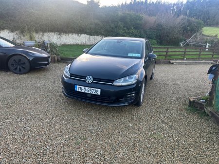 2017 Volkswagen Golf 1.2 5DR AUTO €17,950 thumbnail