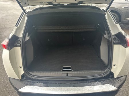 2022 Peugeot 2008 1.2 Puretech 100bhp Allure €21,895 thumbnail