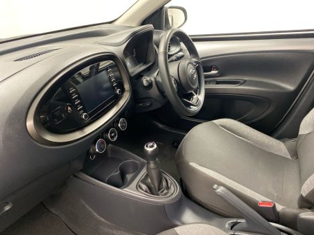 2023 Toyota Aygo X 1.0 Pulse €15,995