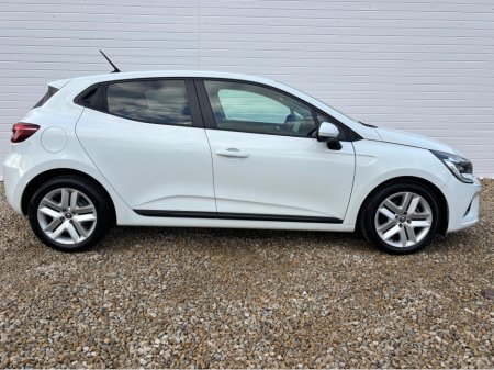 2022 Renault Clio DYNAMIQUE EDITION NAEB TC TCE 90 €16,950