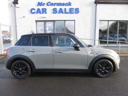 2017 MINI Cooper XS52 4DR €9,950
