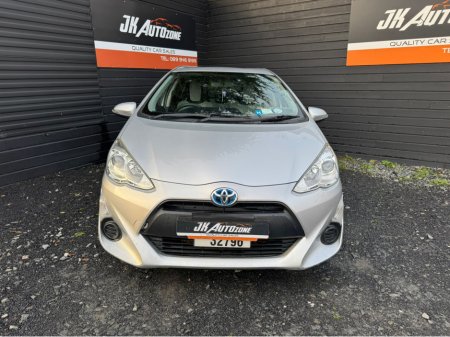 2015 Toyota Aqua 1.5 HYBRID 5DR AUTO €8,495