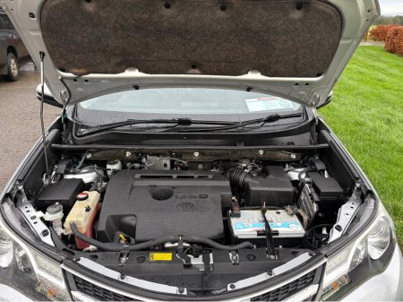 2015 Toyota Rav4 2.0 D-4D AURA 2WD 4DR €14,950 thumbnail
