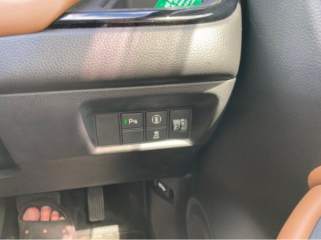 2020 Honda Fit 1.5i Petrol Hybrid Automatic Luxe Model €19,750 thumbnail