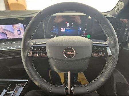 2025 Opel Astra E | GS | 155PS €37,881