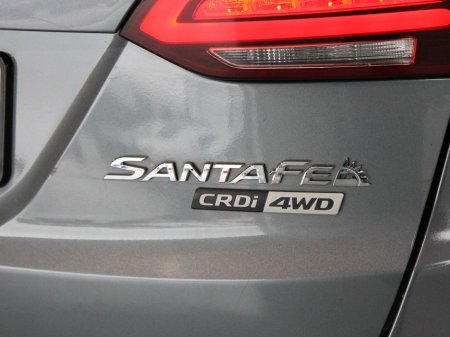 2018 Hyundai Santa Fe Executive 4WD 5DR €22,999 thumbnail
