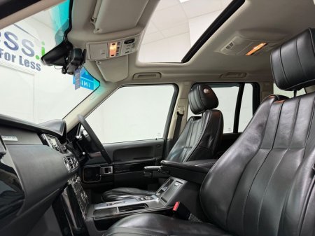 2011 Land Rover Range Rover Rangerover 4.4 TDV8 Vogue Auto €18,995 thumbnail