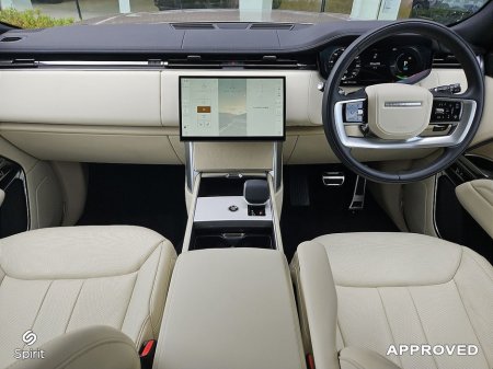 2024 Land Rover Range Rover 3.0 PHEV SE €129,950