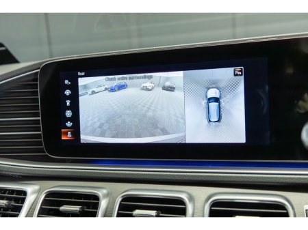 2022 Mercedes-Benz GLE Class GLE 350 de 4MATIC AMG Line €61,950 thumbnail