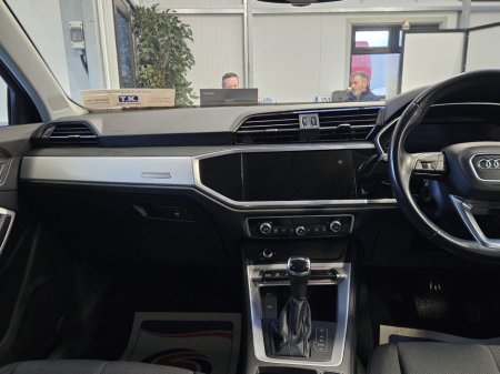 2022 Audi Q3 45 TFSI E S Tronic SE €27,950 thumbnail