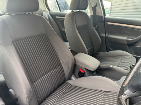 2007 Volkswagen Golf 1.4 SPORT 80BHP €3,495 thumbnail