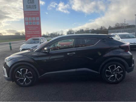 2018 Toyota C-HR 2018 Toyota CHR €19,950 thumbnail