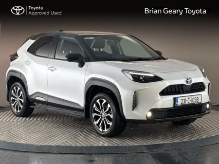 2023 Toyota Yaris Cross LUNA SPORT €27,950
