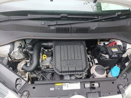 2014 Volkswagen up! DBA-AACHY 5DR AUTO €8,995 thumbnail