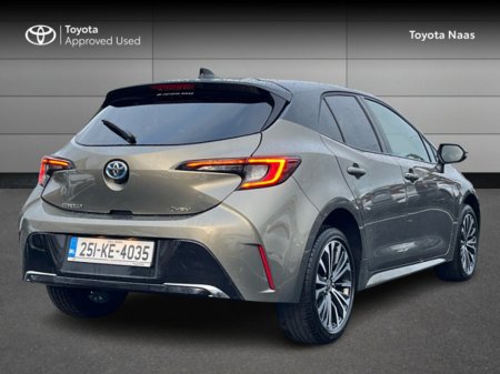 2025 Toyota Corolla COROLLA HB LUNA SPORT €35,444