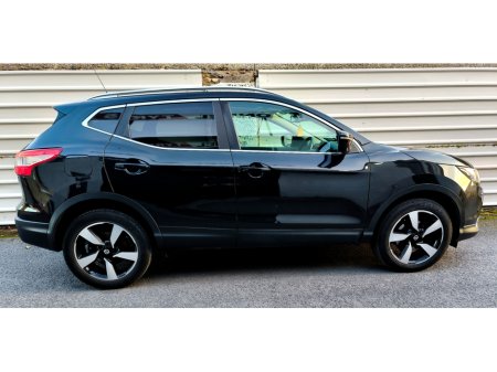 2017 Nissan Qashqai 1.5 DCI N-CONNECTA 5DR 110PS €12,999