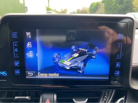 2019 Toyota C-HR SOL 1.8 PETROL HYBRID AUTOMATIC SUV *TOP SPEC IRISH JEEP* *FULL TOYOTA SERVICE HISTORY* *NCT 03/2027* *TAX 06/2026 €180 ROAD TAX* *FINANCE ARRANGED TODAY* €20,950 thumbnail