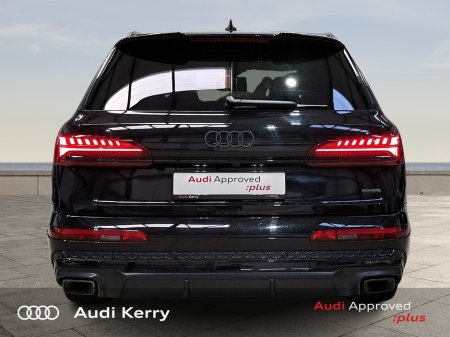 2025 Audi Q7 60TFSI E QUATTRO 490BHP AUTOMATIC €96,900 thumbnail