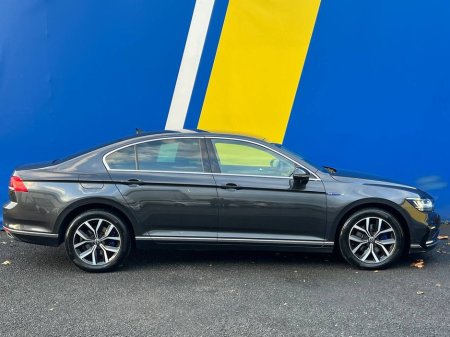 2021 Volkswagen Passat GTE 1.4 HYBRID // LEATHER HEATED SEATS // DUAL ZONE CLIMATE CONTROL // ADAPTIVE CRUISE CONTROL €21,900