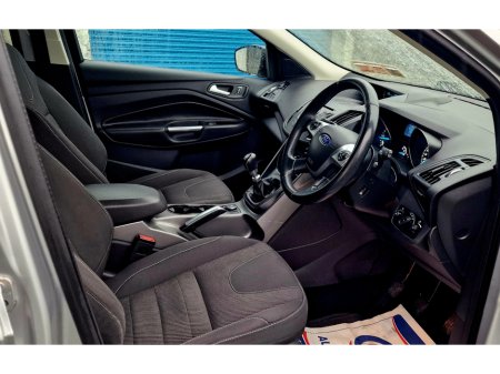 2015 Ford Kuga ZETEC 2.0 TD120 S6 M6 FWD €8,950 thumbnail