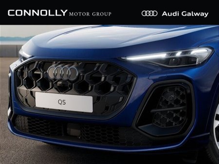 2026 Audi Q5 S-LIEN E-HYBRID QUATTRO A/T €75,950 thumbnail