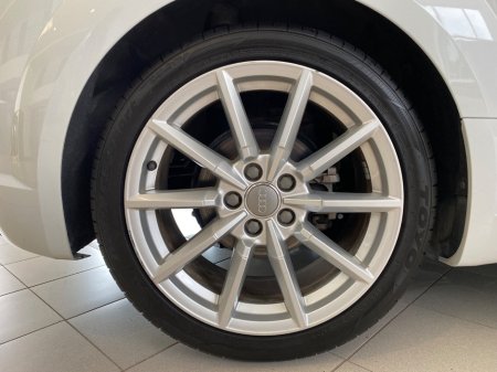 2016 Audi TT 1.8TFSI 180HP S-Line €23,950 thumbnail