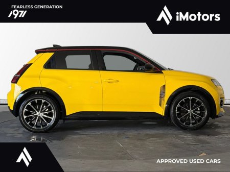 2025 Renault 5 Iconic 52kWh 150hp €32,900