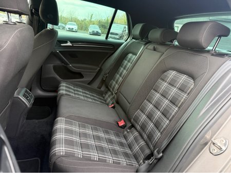 2017 Volkswagen Golf 2.0 TDI GTD 184PS 5DR €17,995 thumbnail