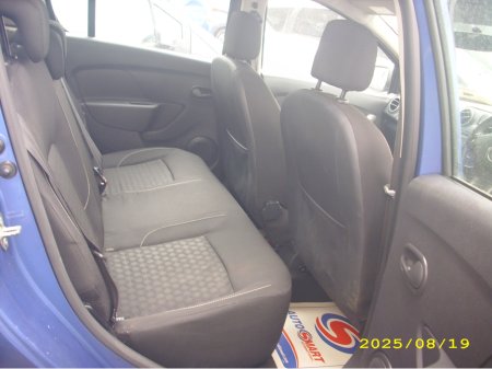 2013 Dacia Sandero SIGNATURE TCE 90 4DR €4,250