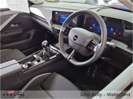 2026 Opel Astra Elegance Tourer thumbnail