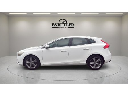 2014 Volvo V40 1.6 T2 120PS ES €11,900