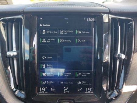 2020 Volvo XC60 D4 INSCRIPTION 5DR AUTO €39,950 thumbnail