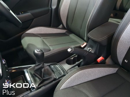 2025 Skoda Kamiq Selection - 2 Year Warranty, 5.9% APR (From €103 per week) €30,995 thumbnail