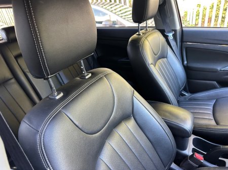 2015 Mitsubishi ASX 1.6 Petrol 2WD 5MT Instyle €7,995