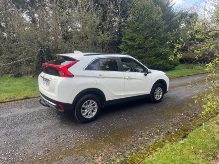 2019 Mitsubishi Eclipse Cross 1.5 ECLI INVITE 6MT 4DR €15,899