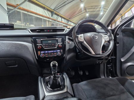 2016 Nissan X-Trail 1.6 DSL SV DP 7 SEAT E E6 4DR €12,950 thumbnail