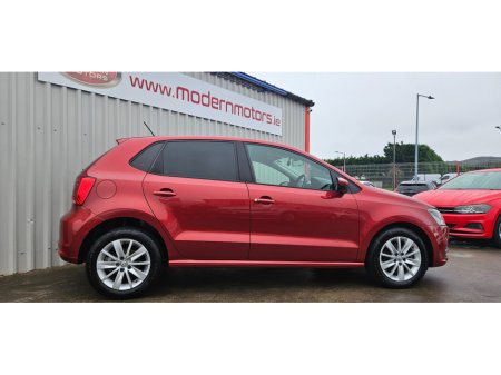 2016 Volkswagen Polo automatic 1.2 comfortline dsg low kms €10,750