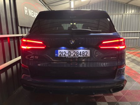 2021 BMW X5 xDrive45e M Sport €52,900