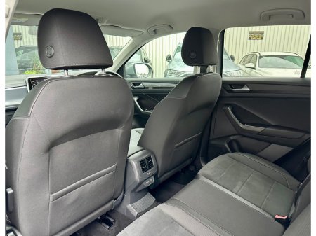 2023 Volkswagen T-Roc ++JUST 6K KML++ STYLE 1.5 TSI D7F 150HP thumbnail