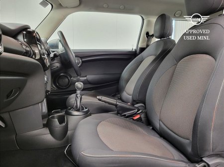 2018 MINI Hatch 3-Door One €15,975 thumbnail
