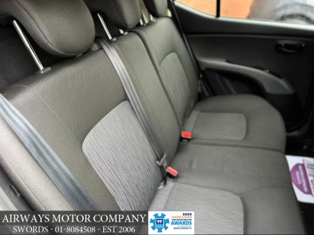 2013 Hyundai i10 1.2 ACTIVE 5DR €4,950 thumbnail